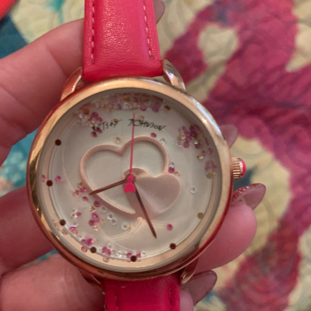 🌹BETSEY JOHNSON 🌹FLOATING STONES WATCH🩷 BEAUTIFUL!! - Picture 2 of 10